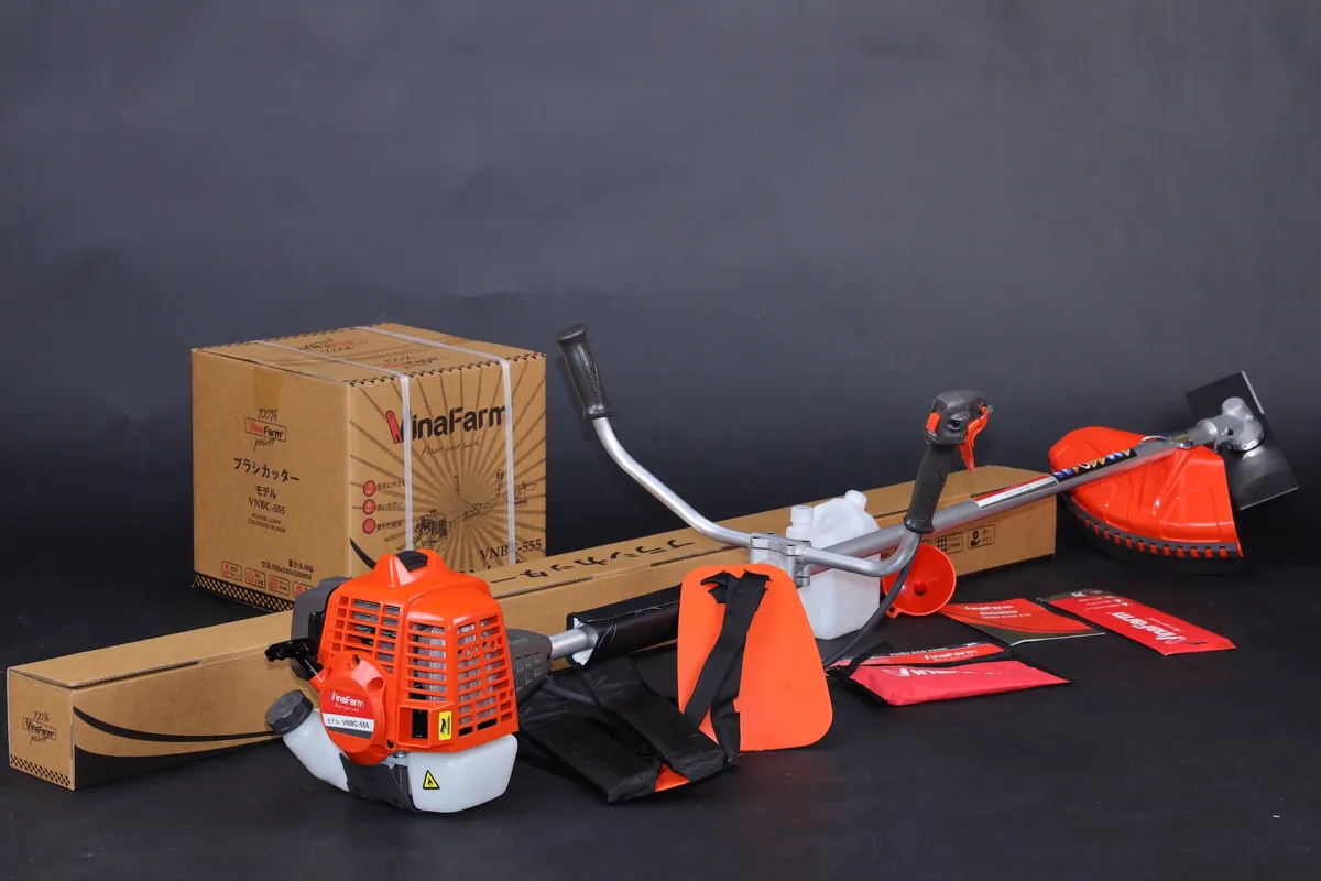 Máy cắt cỏ Vinafarm VNBC-555 – trọn bộ kèm hộp
