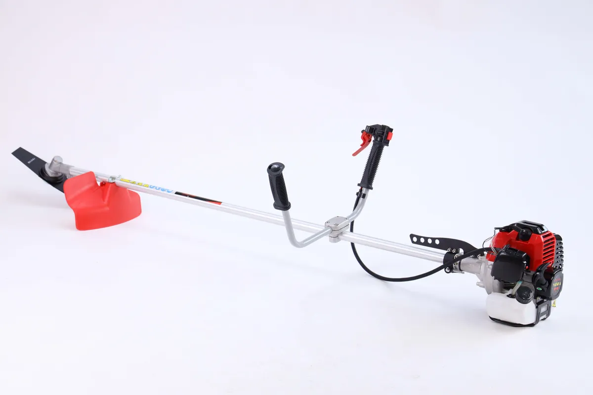 Máy cắt cỏ Yataka CS-43 – toàn bộ máy