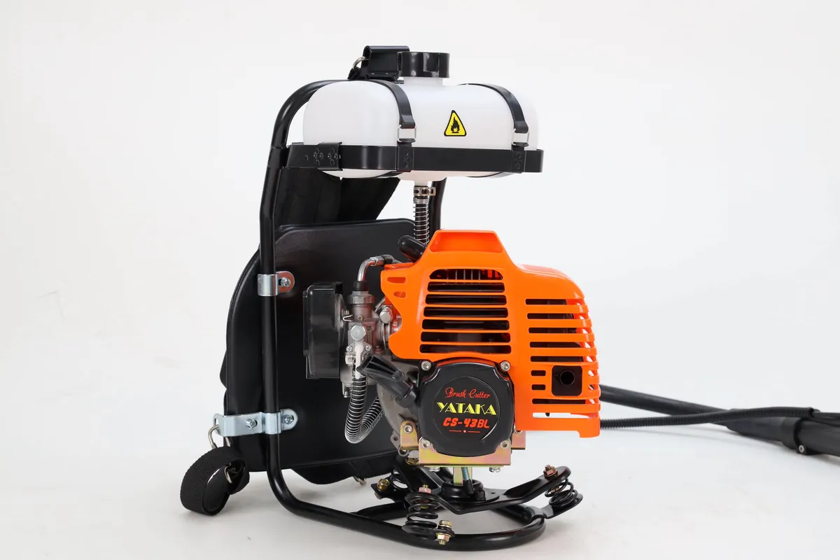 Yataka CS-43BL – động cơ